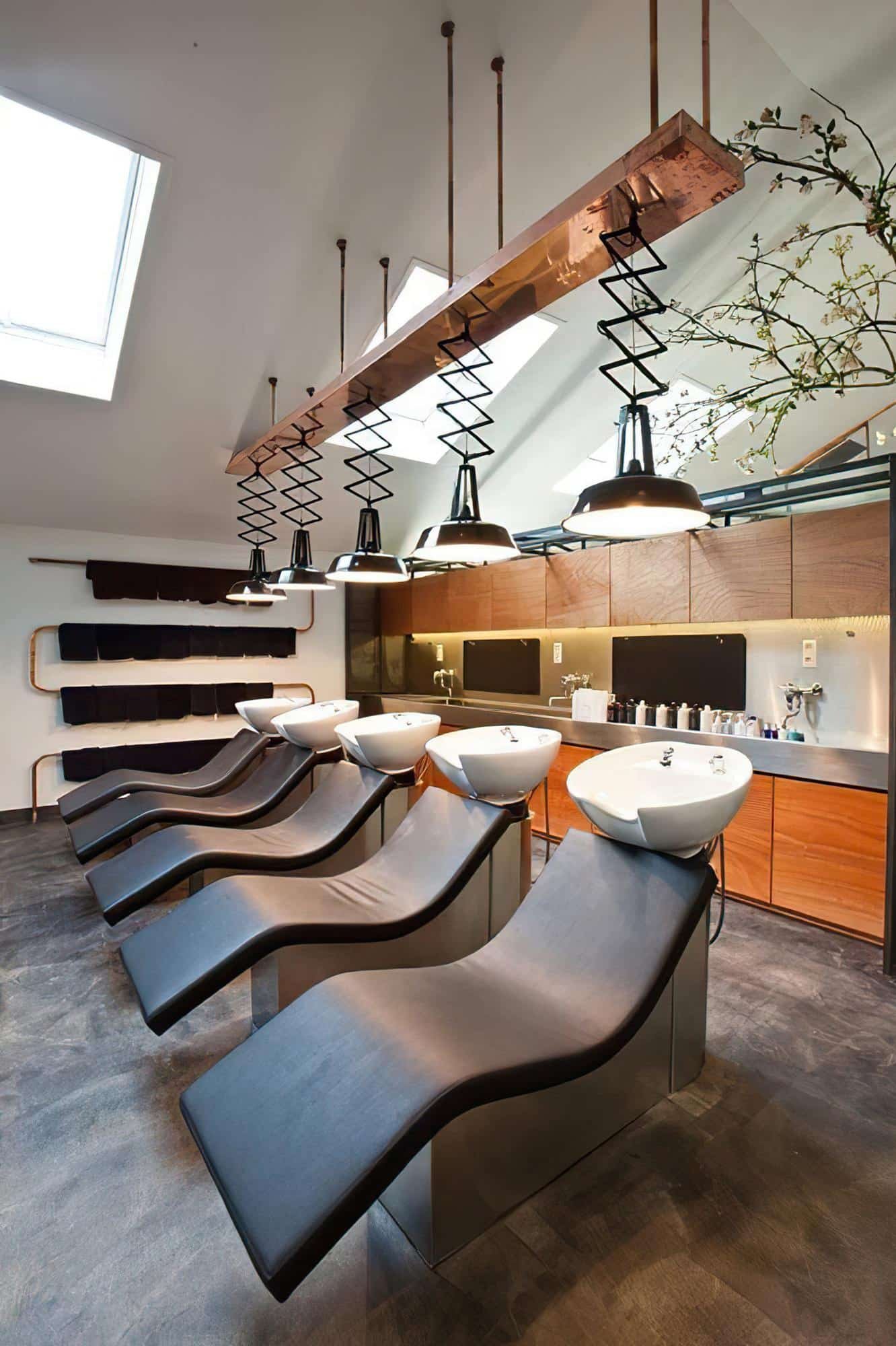 Salon Interior Designer